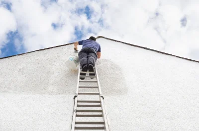 Peinture extérieure à la Crau — façades et ravalement